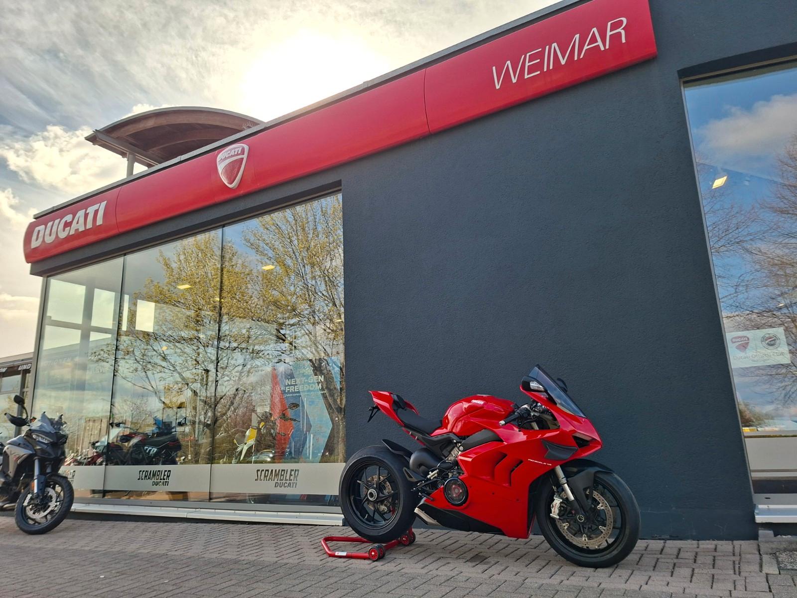 Ducati Panigale V4 aus 1. Hand inklusive Umbau