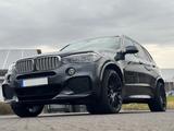 BMW X5 Baureihe X5 xDrive 30d M-Paket ACC Pano Euro6 - BMW X5 in Frankfurt (Main)