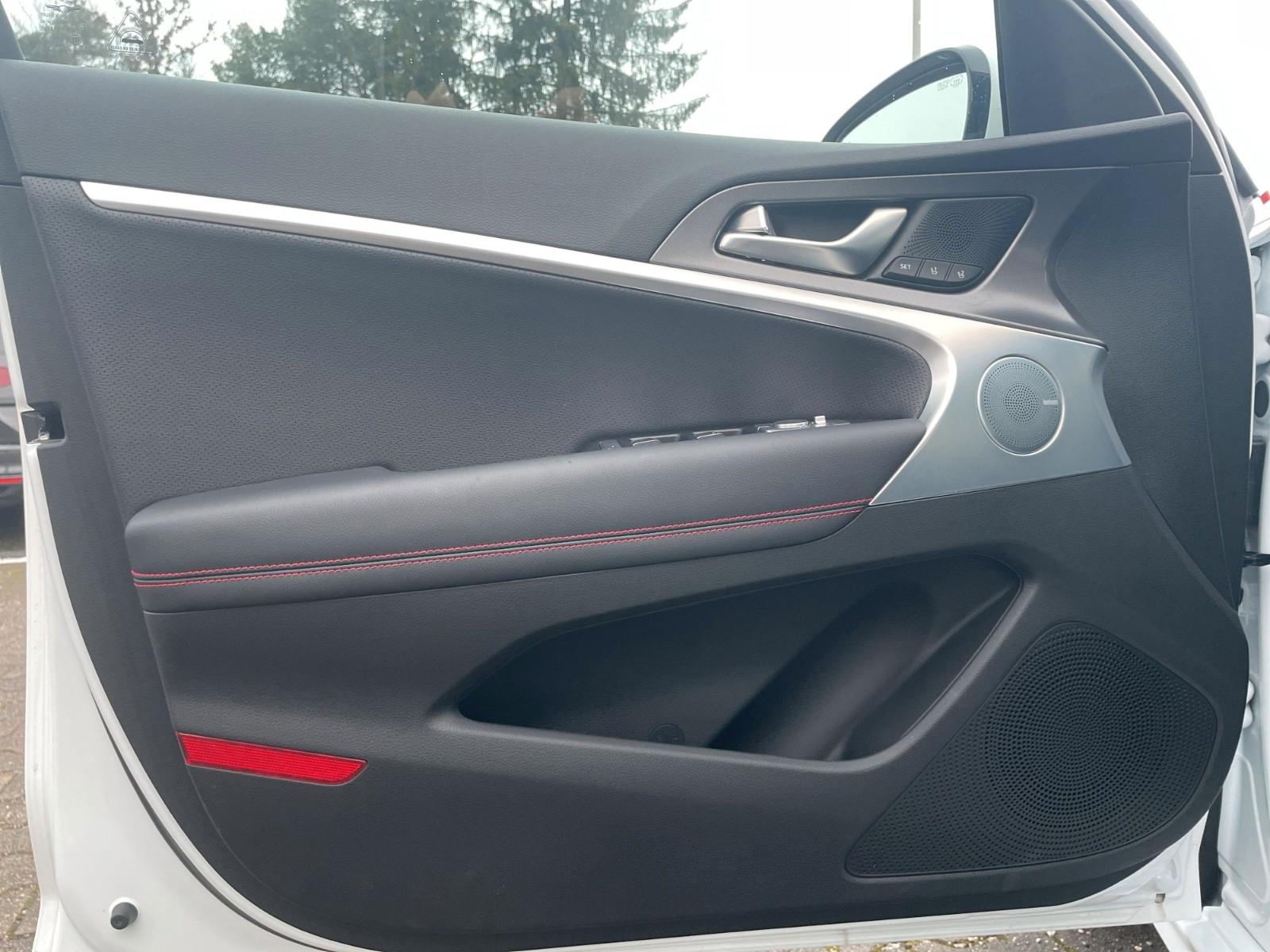 Genesis G70 Sport