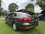 Volkswagen Jetta 1.2 TSI Comfortline BlueMotion Tech Co... - Volkswagen Jetta: Limousine
