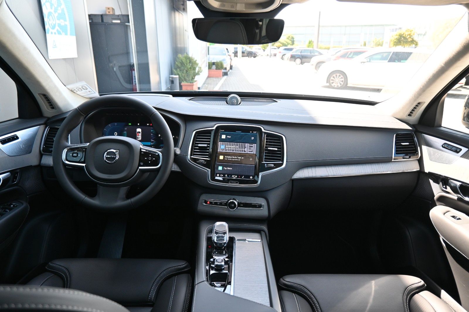 Fahrzeugabbildung Volvo XC90 T8 Recharge AWD Ultra Dark*LUFT*B&W*Massage