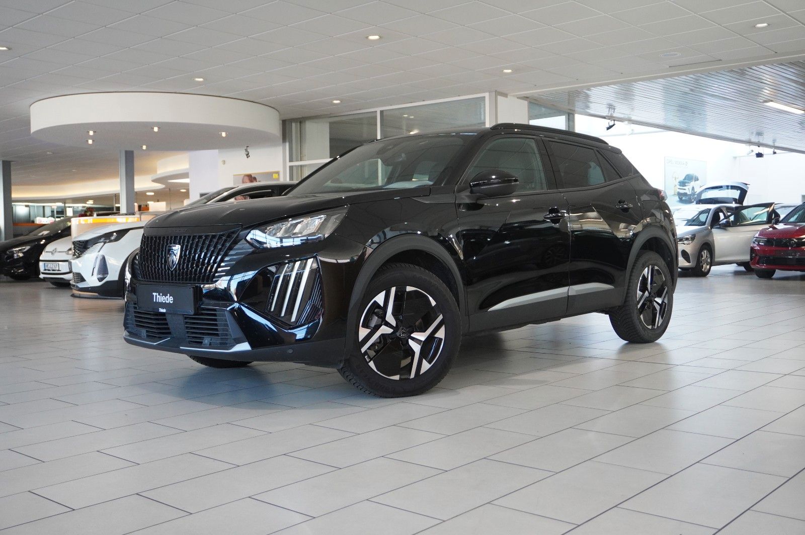 Fahrzeugabbildung Peugeot 2008 1.2 HYBRID ALLURE E-DSC NAVI/LED/SPORT/VIRT
