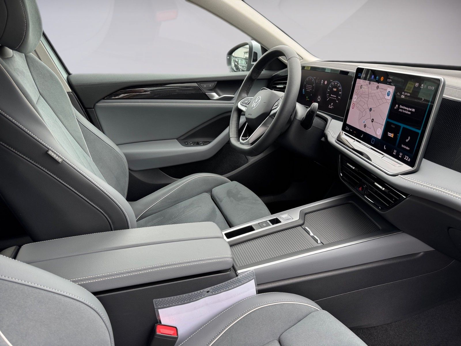 Fahrzeugabbildung Volkswagen Passat Variant 1.5 eTSI Business