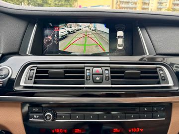 BMW 740 - 12