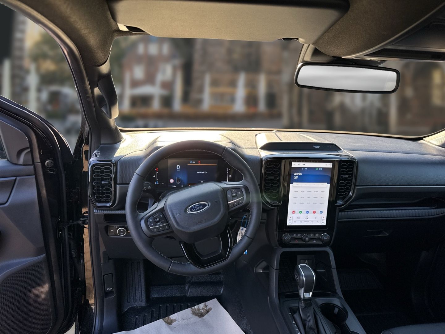 Fahrzeugabbildung Ford Ranger Tremor e-4WD Doppelkabine 2.0 AHK Navi di