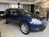 Nissan Qashqai Tekna 4X4 2.0 7 SITZER AHK XENON KAMERA - Nissan Qashqai: 2.0