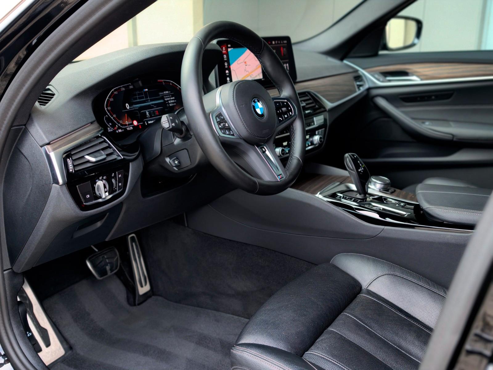 BMW 530 5 Touring 530 d xDrive M Sport