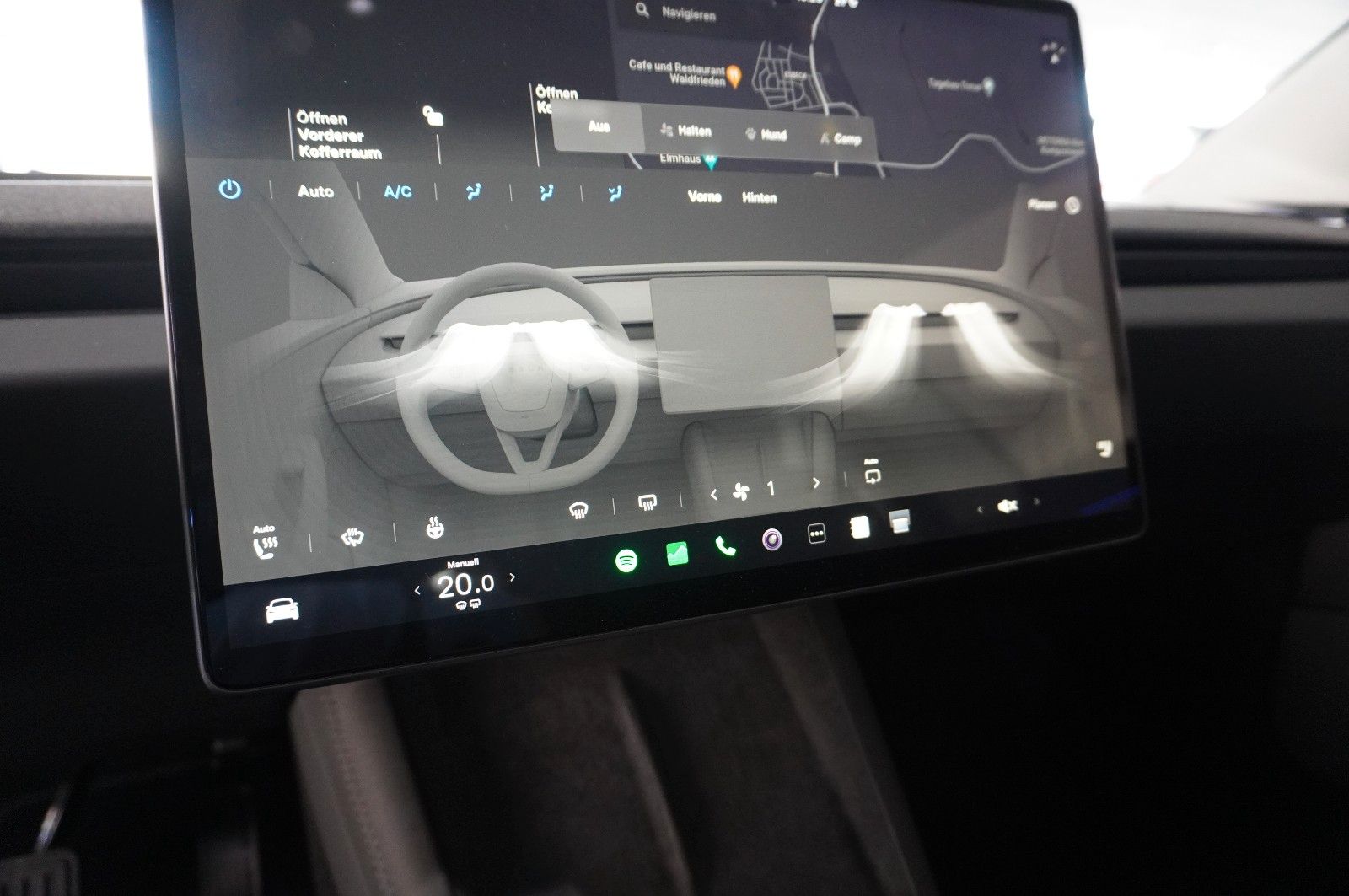 Fahrzeugabbildung Tesla Model 3 Standard Range RWD  NAVI/KAMERA/SH/PILOT