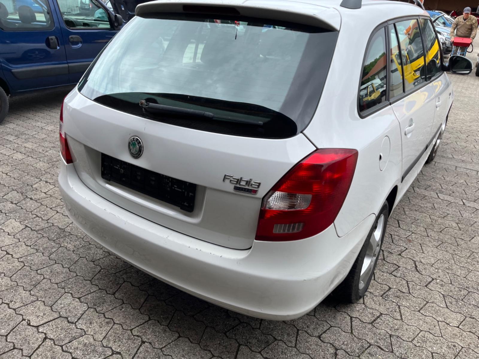 Skoda Fabia 2008 — photo 5