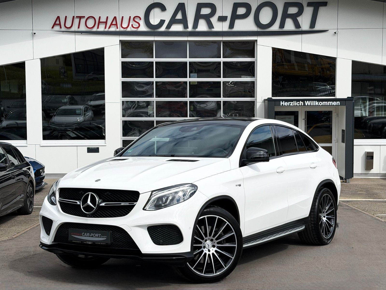MERCEDES-BENZ GLE 43 AMG Coupe 4Matic OrangeArt Edition | AHK