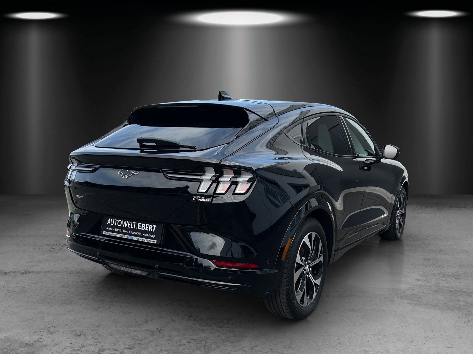 Fahrzeugabbildung Ford MACH-E AWD MATRIX-LED/360°/B&O/NAVI/ACC/PANO/