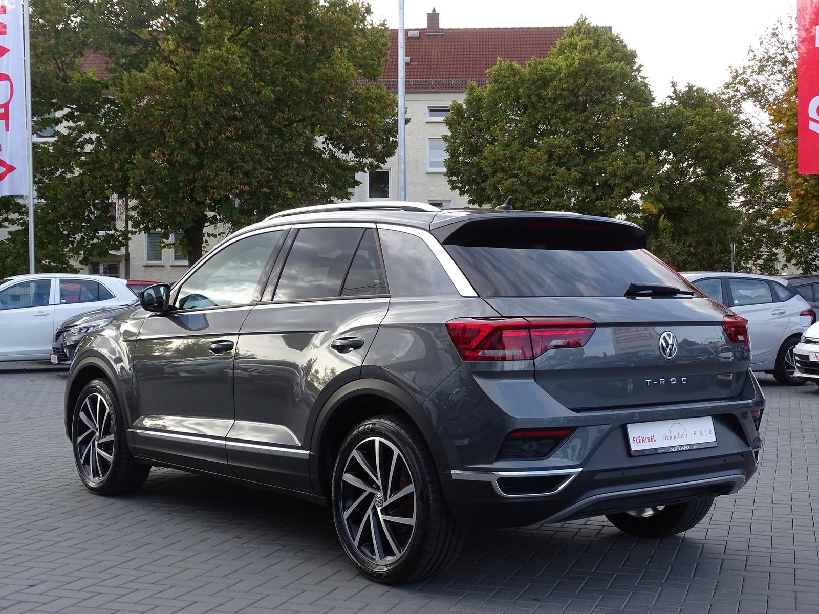 Volkswagen T-Roc 1.5 TSI Sport LED Navi ACC Panorama PDC