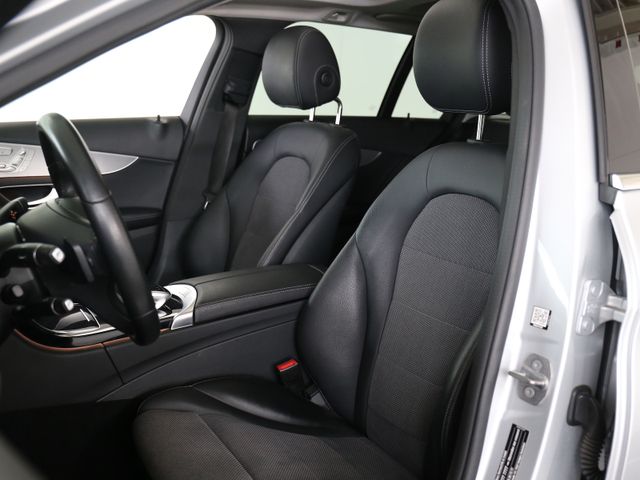 Mercedes-Benz C 250 AVANTGARDE 9G LED NAVI COMAND PANORAMA