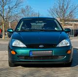 Ford Focus 1.6 - Ford Focus aus 2000: 1.6