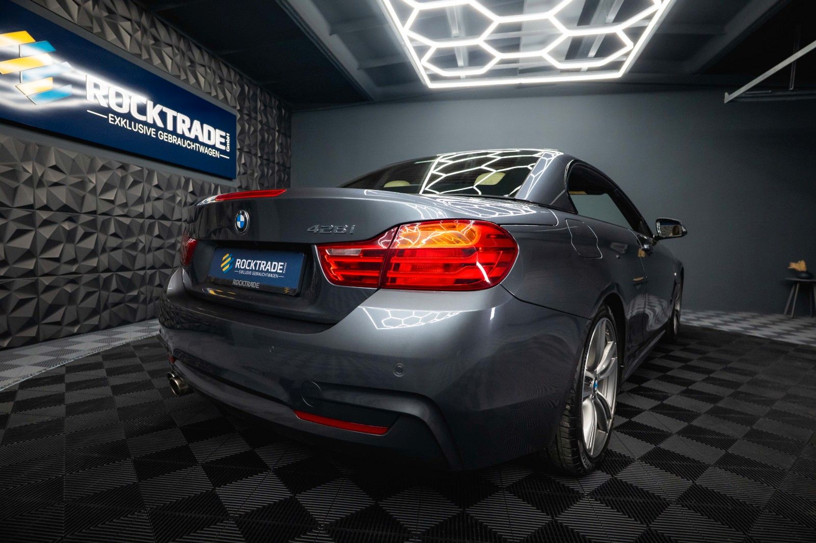 Fahrzeugabbildung BMW 428i Cabrio M-Sport *ACC*DAB*LED*360°*TV*19%*