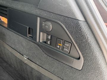 Volkswagen Touareg - 6