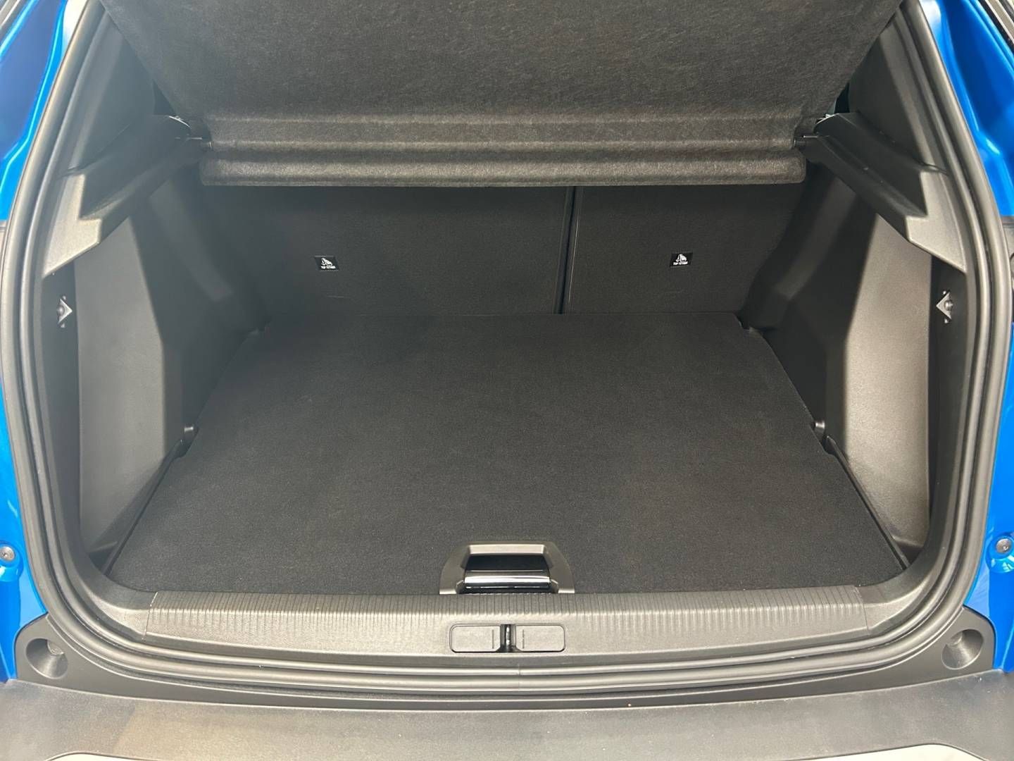Fahrzeugabbildung Peugeot 2008 PureTech 130 1.2