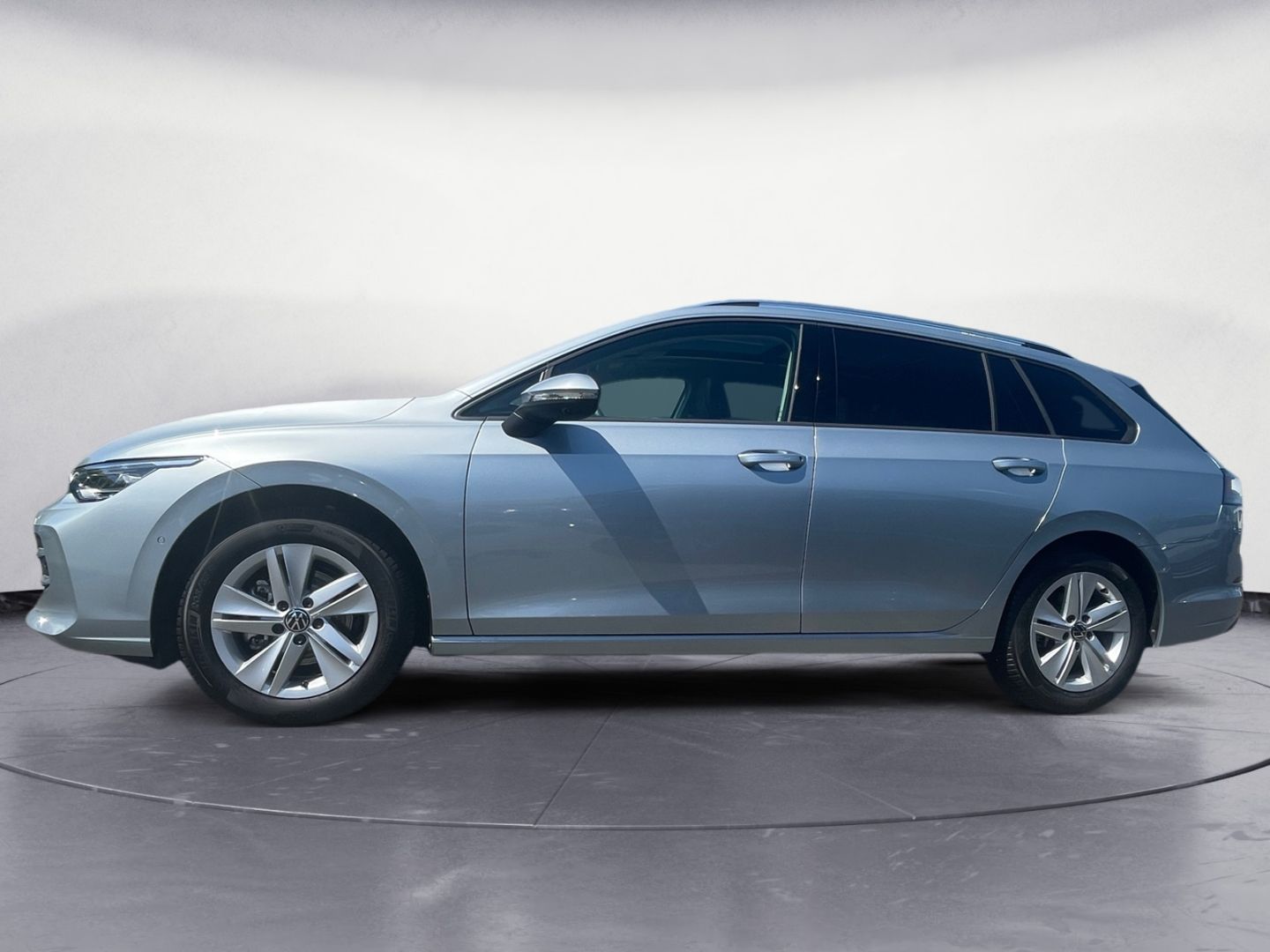 Volkswagen Golf Variant 1.5 TSI DSG Life MATRIX NAVI PANO H foto 2