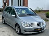 Mercedes-Benz B 200-Automatik-Kamera-Xenon-Hu:11/26-Garantie-