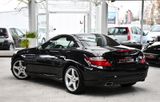 Mercedes-Benz SLK 200 Roadster AMG Line Airscarf Navi Tempomat - Mercedes-Benz SLK 200: Leder