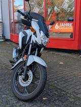 Honda CBF 125 - HONDA WEIß CBF 125