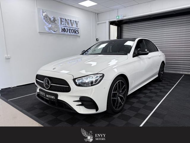 MERCEDES-BENZ E 220D AMG PANO BURMESTER NIGHT MEMORY Klima
