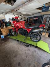 Triumph T400 - TRIUMPH T400