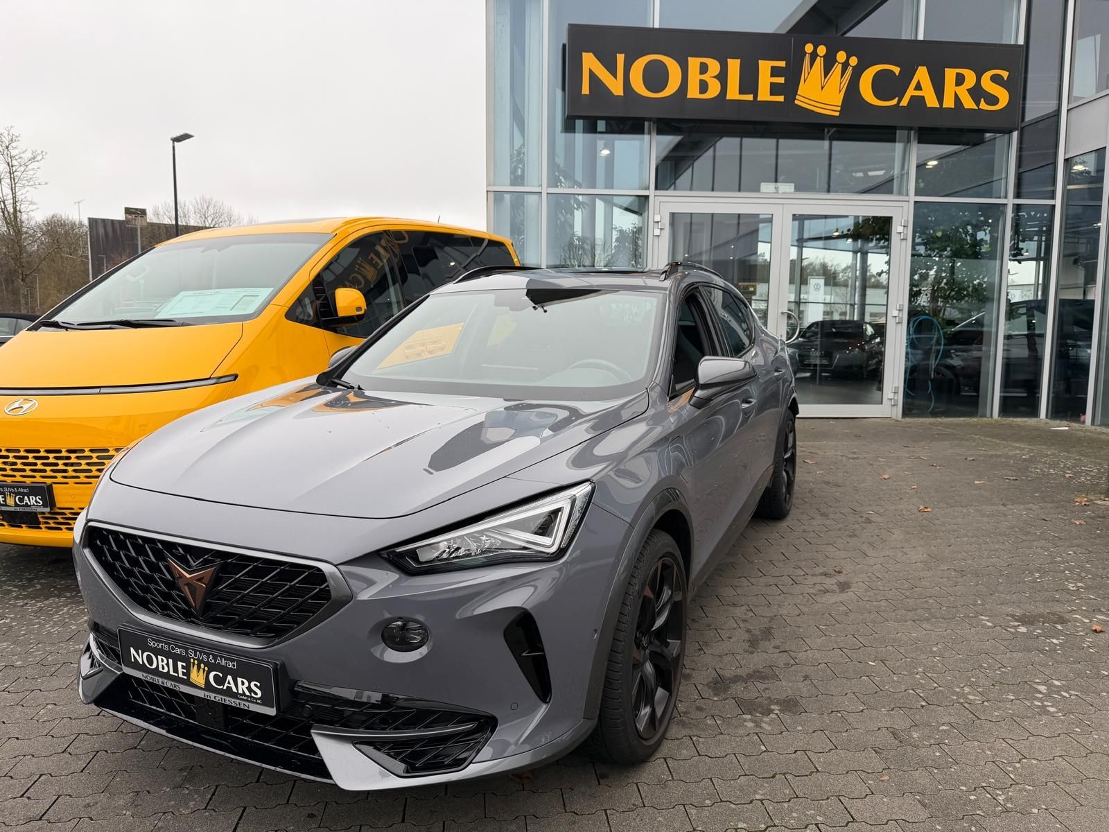 Fahrzeugabbildung CUPRA Formentor VZ e-Hybrid PANO LED NAV SHZ 19"