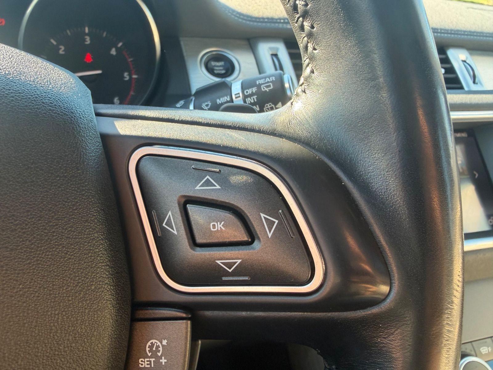 Land Rover Range Rover Evoque 2.0d SE Dynamic/Leder/Pano.