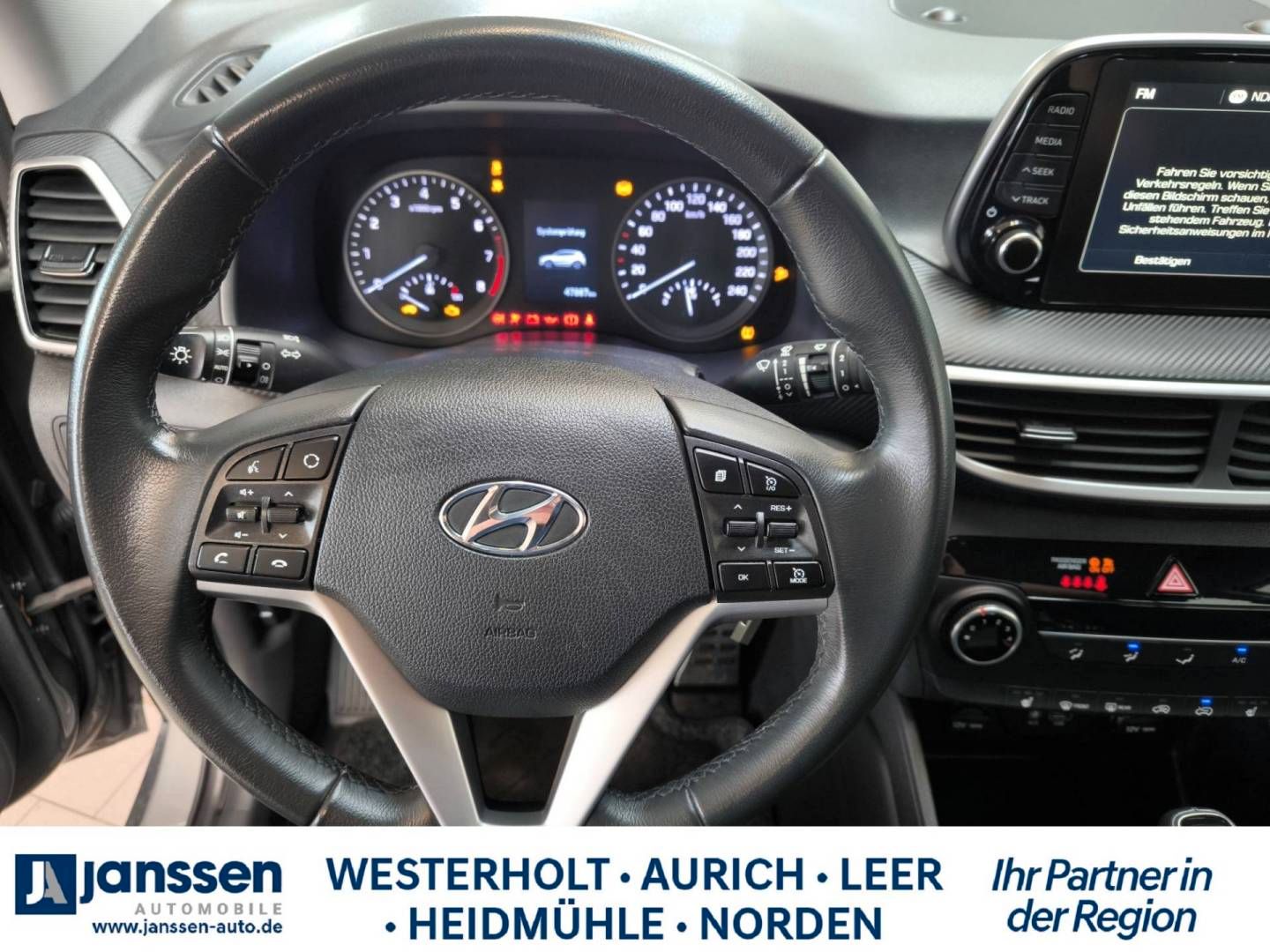 Fahrzeugabbildung Hyundai TUCSON Pure  Navigation