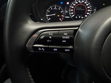 Mazda 3 Lim. 5-trg. Nagisa LED Navi Kamera SH