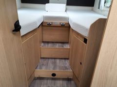 Sunlight T 68, Einzelbetten und Hubbett,Sat automatisch