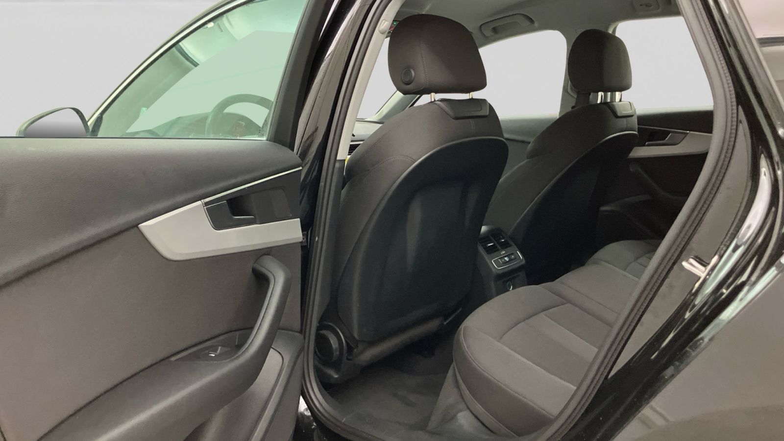 Audi A4 - Bild 7