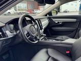 Volvo V90 D4 AWD Momentum Pro Geartronic Momentum Pro - Volvo V90 von privat