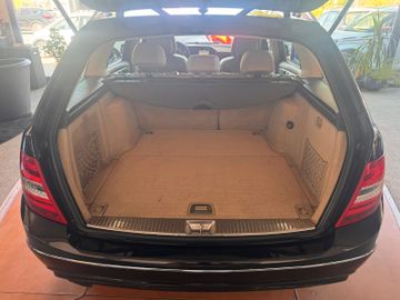 Mercedes C 200 - 9
