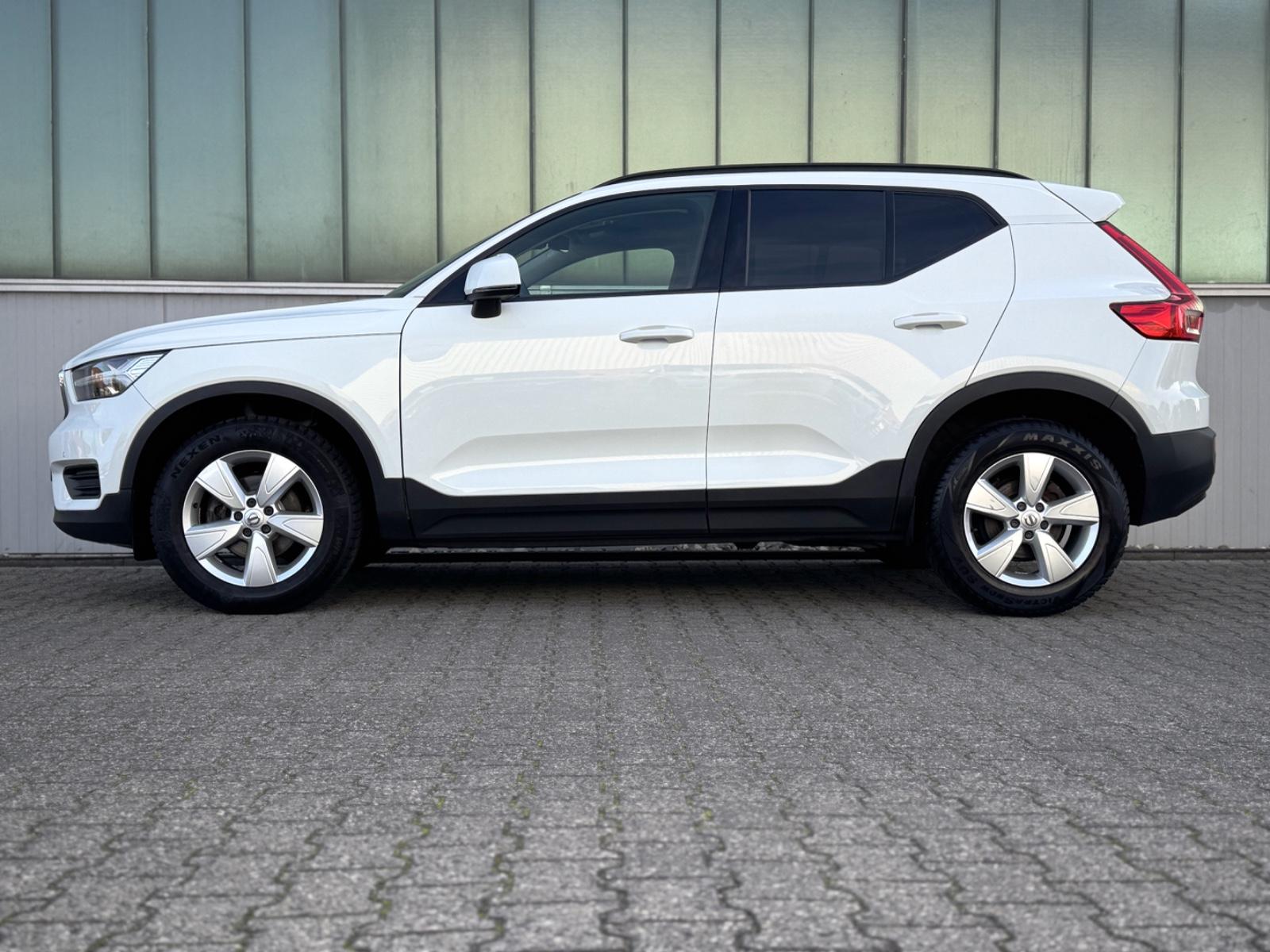 Volvo XC40 1.5 T2 Momentum Core*NAVI|LED|CAM|SHZ|1.HD*