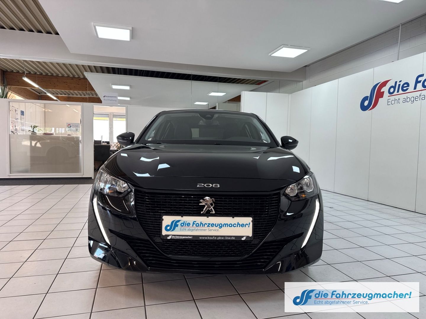 Fahrzeugabbildung Peugeot 208 e- Allure Navi Digitales Cockpit LED Apple C