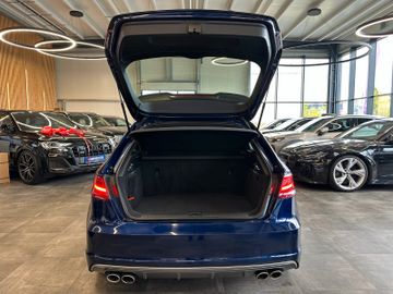 MYAUTOCENTER – Gebraucht- und Jahreswagen mit Werkstattservice in Pfaffenhofen Audi S3 *KEYLESS*ADP.FAHRWERK*2-ZONEN*TEMPO*StHZ*NAVI