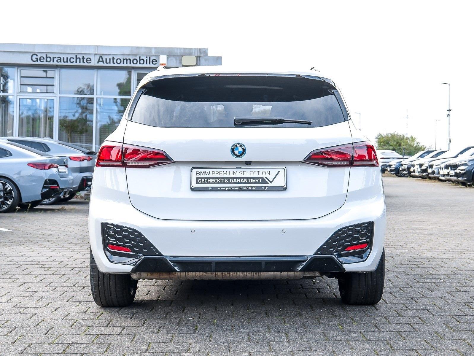 BMW 230e xDrive M Sport PANO RFK LED Sound Syst. LM