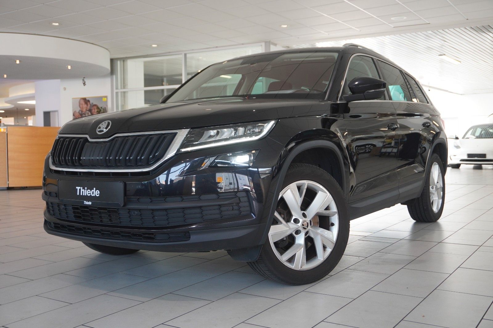 Fahrzeugabbildung SKODA Kodiaq 2.0D STYLE 7-SITZ NAVI/LED/KAMERA/ACC/AHK