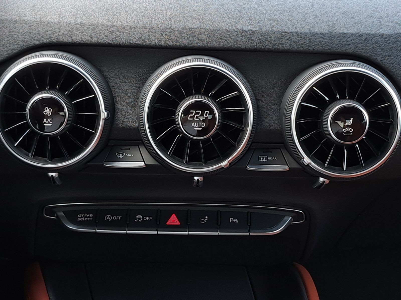 Audi TT - Bild 20