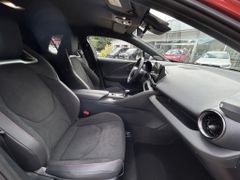 TOYOTA C-HR 2.0 Plug-in-Hybrid GR SPORT (AX2)