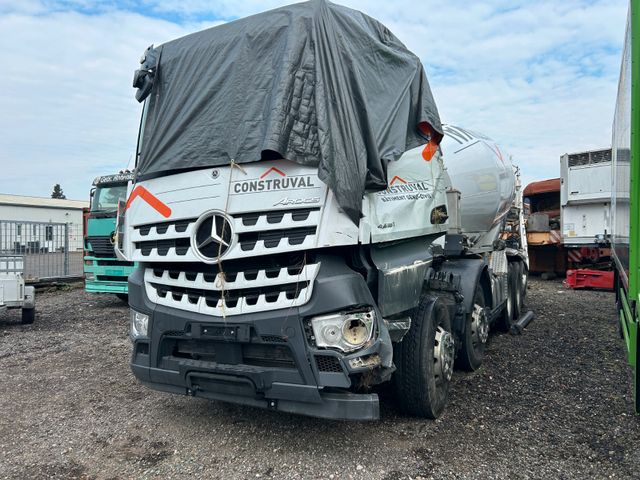 Mercedes-Benz 4451 Liebherr 12 kubike