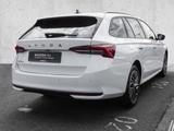 Skoda Octavia Combi 2.0 TDI DSG Selection NAVI ACC - mit Diesel-Antrieb: Kombi, Automatik, 2.0