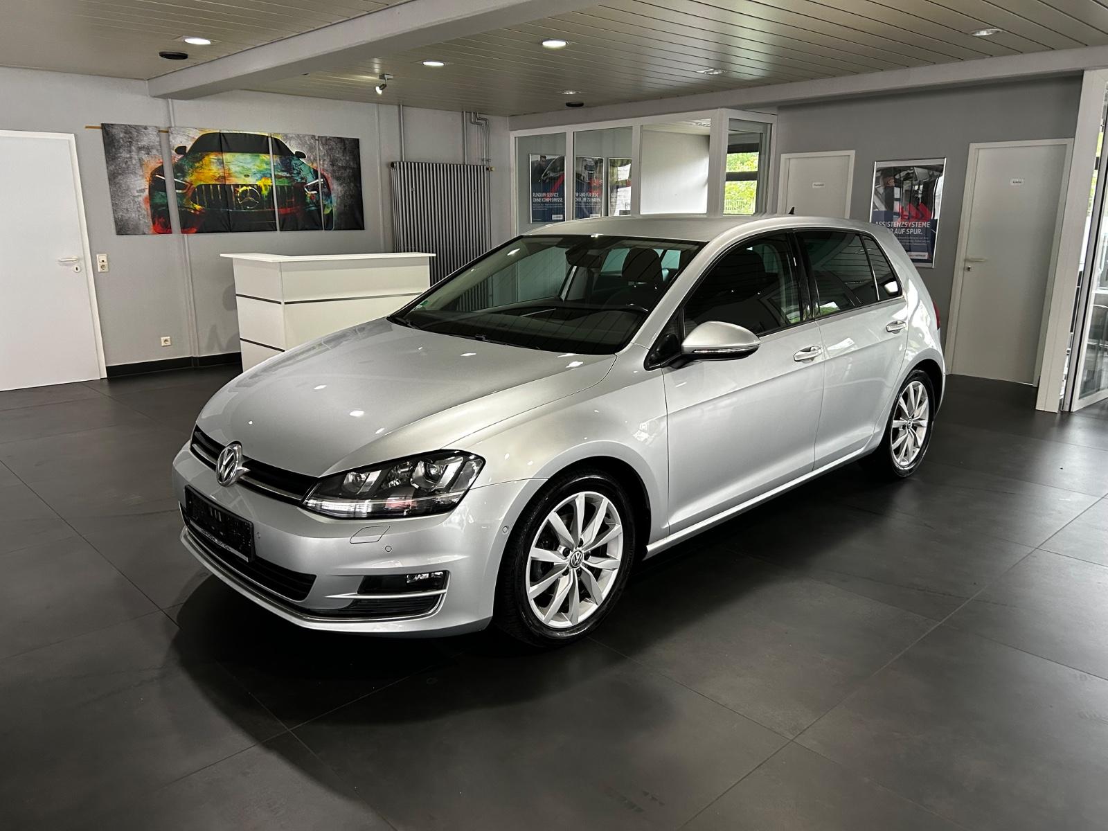 Volkswagen Golf 1.4 TSI Highline Automatik LED ACC 5Türig