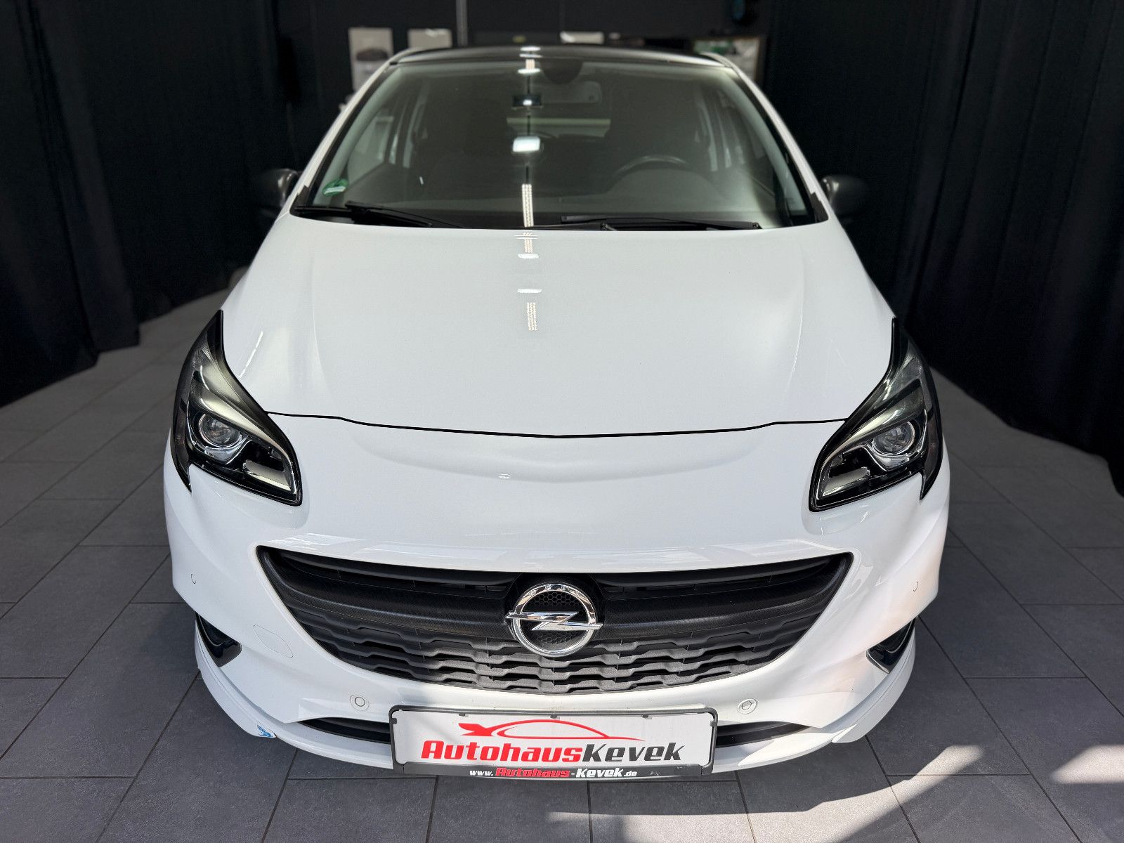 Fahrzeugabbildung Opel Corsa E Color Edition ecoFlex |KLIMA|NAVI|PDC