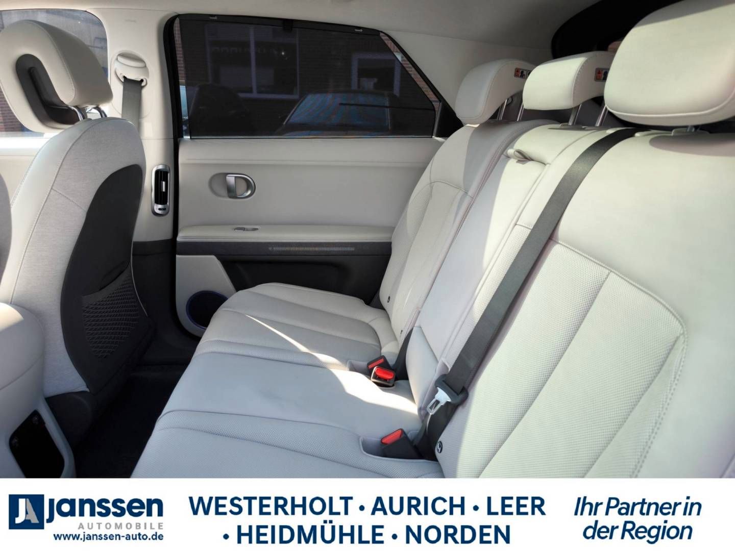 Fahrzeugabbildung Hyundai IONIQ 5 Allradantrieb UNIQ-Paket Panorama-Glasda