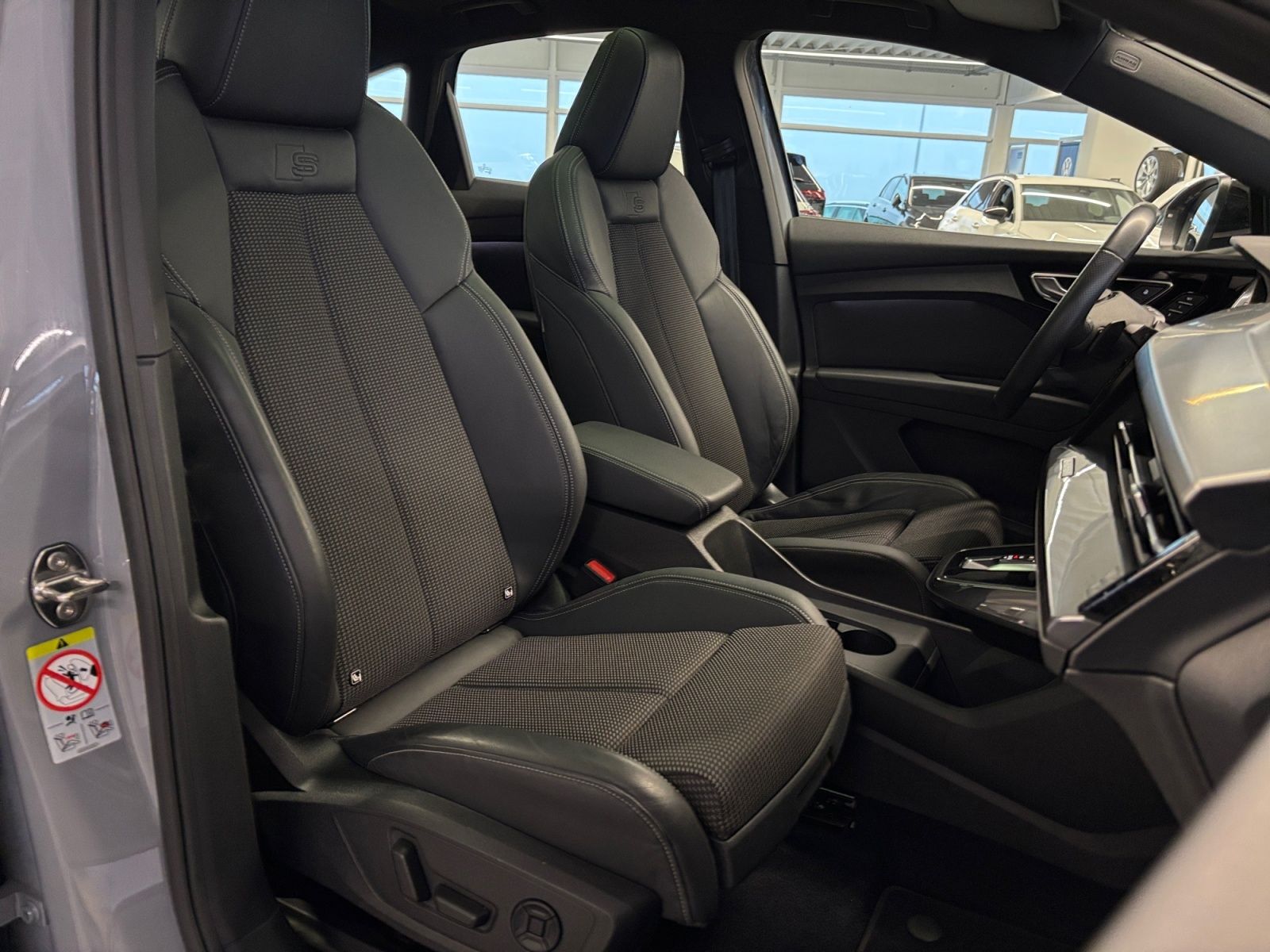 Audi Q4 e-tron - Bild 22