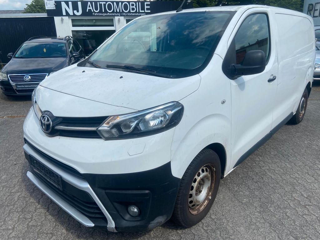 Toyota Proace (Verso)