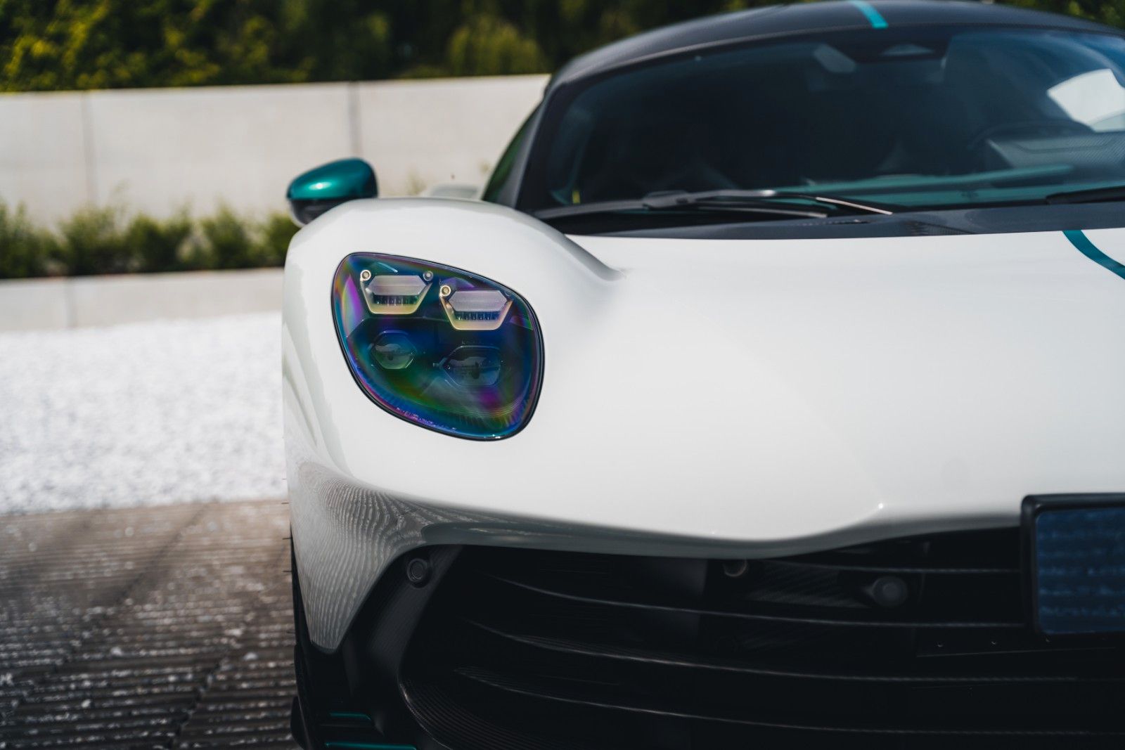 Aston Martin Valhalla Apex Grey / Carbon / NEW / 160KM / B O  imagem 3